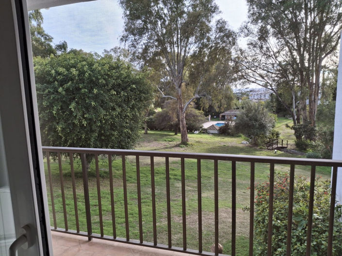 Image No.21-2 Bed Property for sale