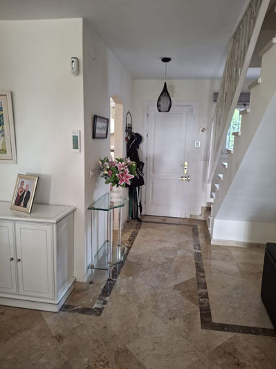 Image No.24-2 Bed Property for sale