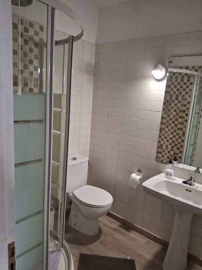 Image No.26-2 Bed Property for sale
