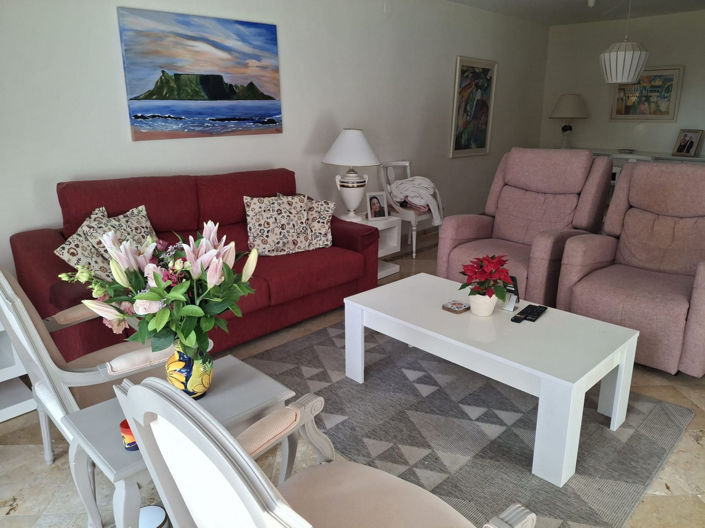 Image No.4-2 Bed Property for sale