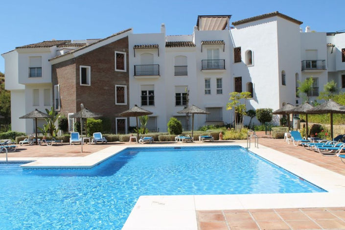 Image No.13-3 Bed Property for sale