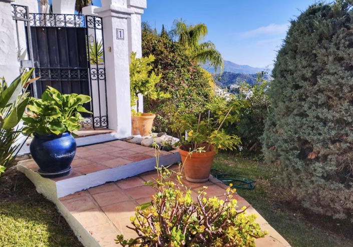 Image No.22-2 Bed Property for sale