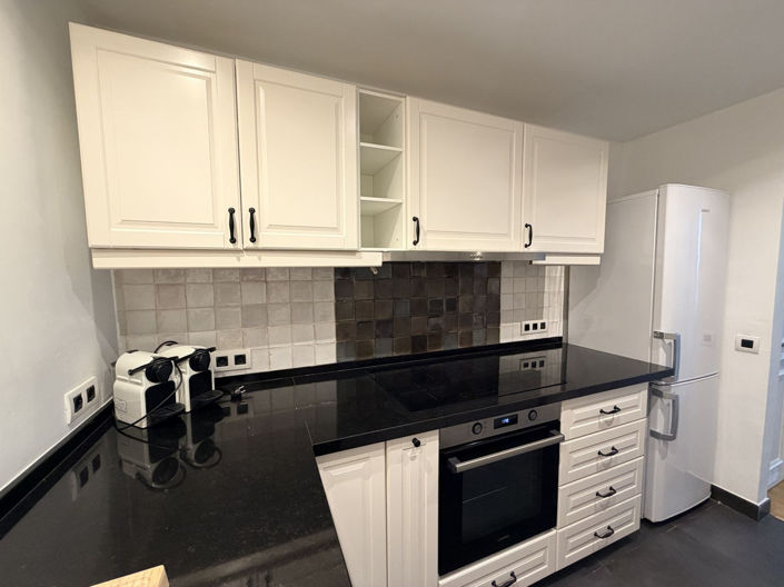 Image No.8-2 Bed Property for sale