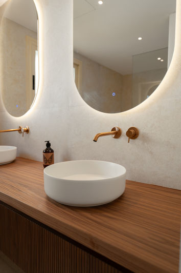 Image No.33-3 Bed Property for sale