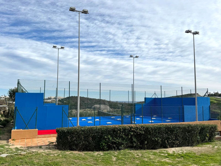 Image No.17-2 Bed Property for sale