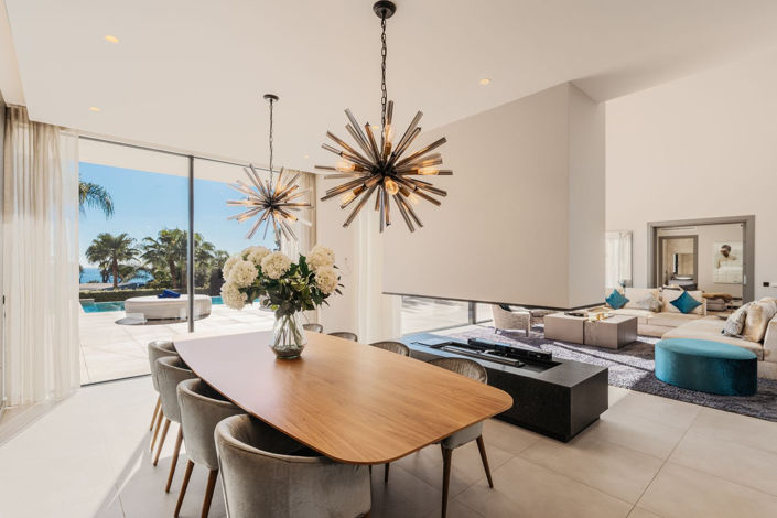 Image No.16-5 Bed Property for sale