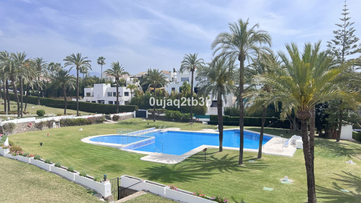 Image No.2-Propriété de 4 chambres à vendre à Marbella