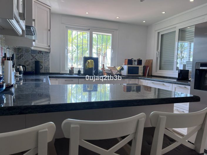 Image No.8-Propriété de 4 chambres à vendre à Marbella