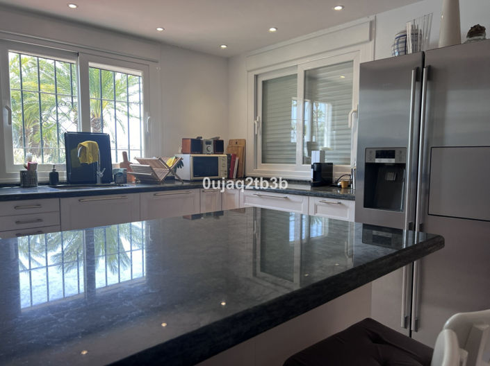 Image No.9-Propriété de 4 chambres à vendre à Marbella
