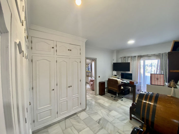 Image No.5-Propriété de 5 chambres à vendre à Mijas