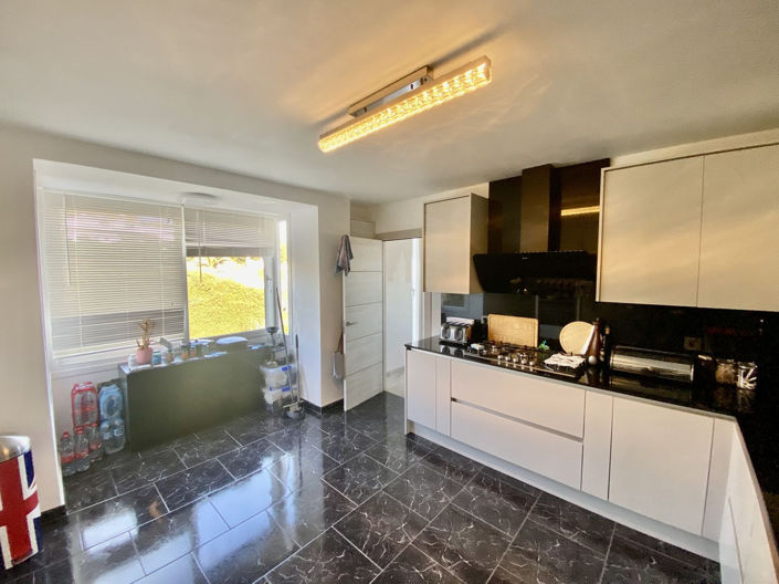 Image No.7-Propriété de 5 chambres à vendre à Mijas