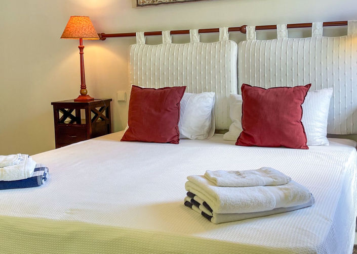 Image No.21-7 Bed Property for sale