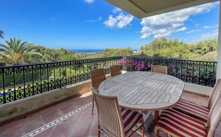 Image No.26-7 Bed Property for sale