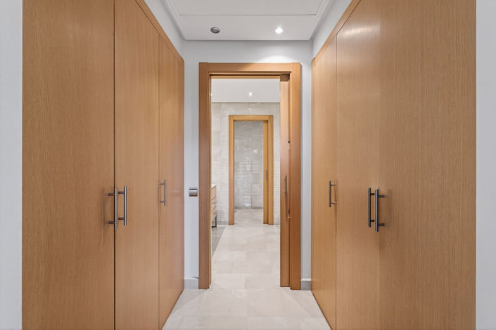 Image No.20-2 Bed Property for sale