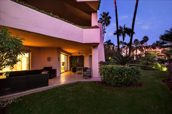 Image No.28-2 Bed Property for sale