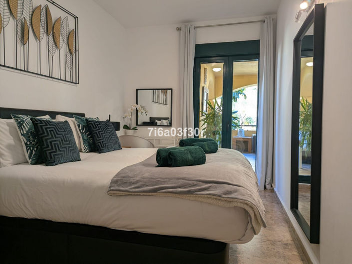 Image No.14-3 Bed Property for sale