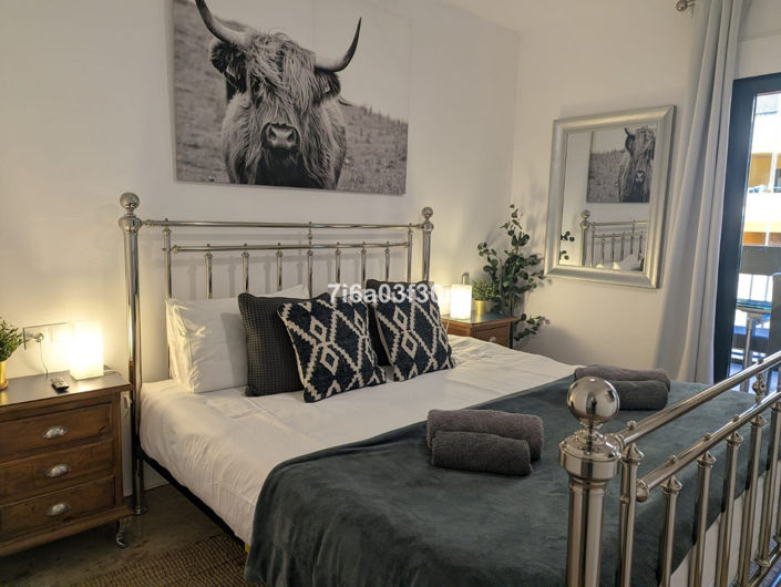 Image No.16-3 Bed Property for sale