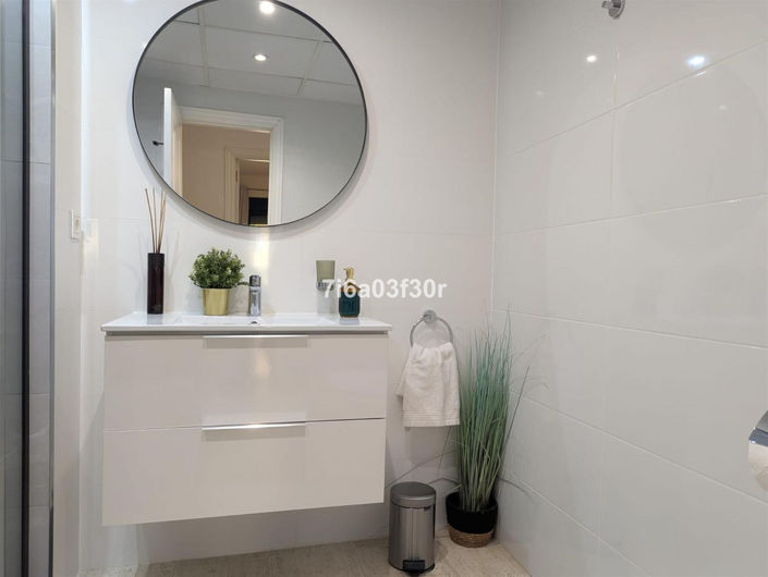 Image No.19-3 Bed Property for sale