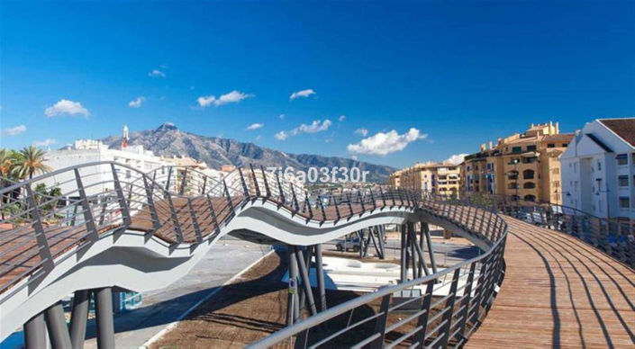 Image No.39-3 Bed Property for sale