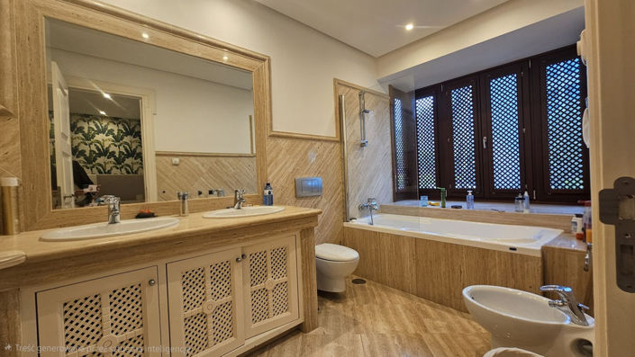 Image No.35-3 Bed Property for sale