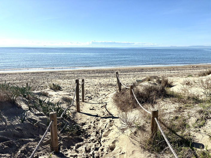 Image No.5-3 Bed Property for sale