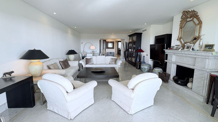 Image No.9-3 Bed Property for sale