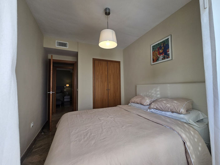 Image No.18-3 Bed Property for sale