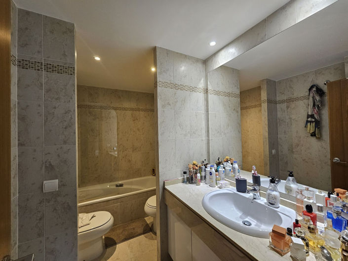 Image No.22-Propriété de 3 chambres à vendre à Estepona