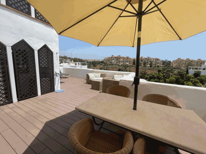 Image No.31-3 Bed Property for sale