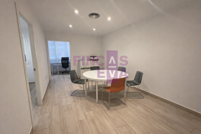 1 - Barcelona, Property