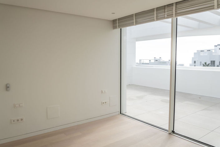 Image No.11-3 Bed Property for sale