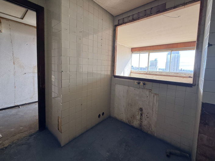 Image No.24-2 Bed Property for sale