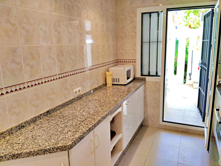 Image No.18-2 Bed Property for sale