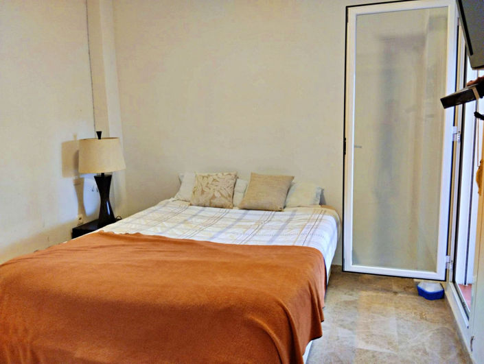 Image No.26-2 Bed Property for sale