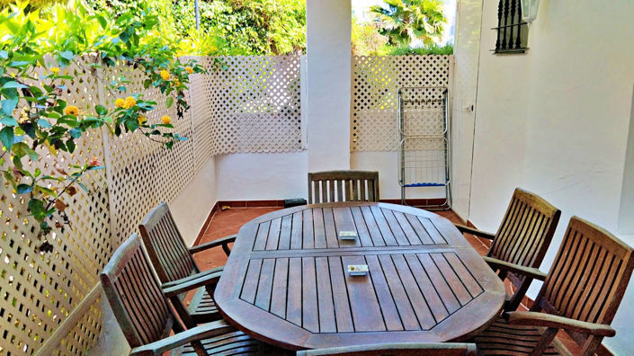 Image No.43-2 Bed Property for sale