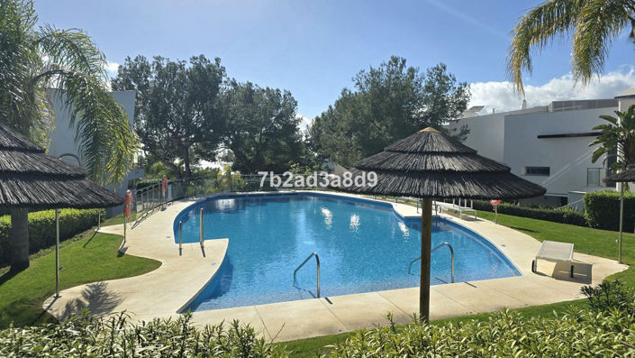 Image No.39-5 Bed Property for sale