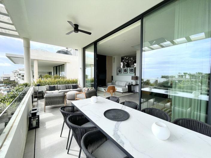 Image No.10-3 Bed Property for sale