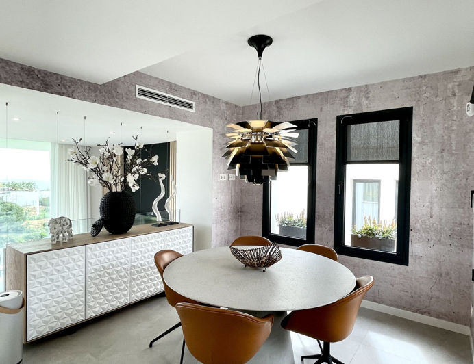 Image No.13-3 Bed Property for sale