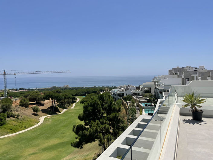 Image No.29-3 Bed Property for sale