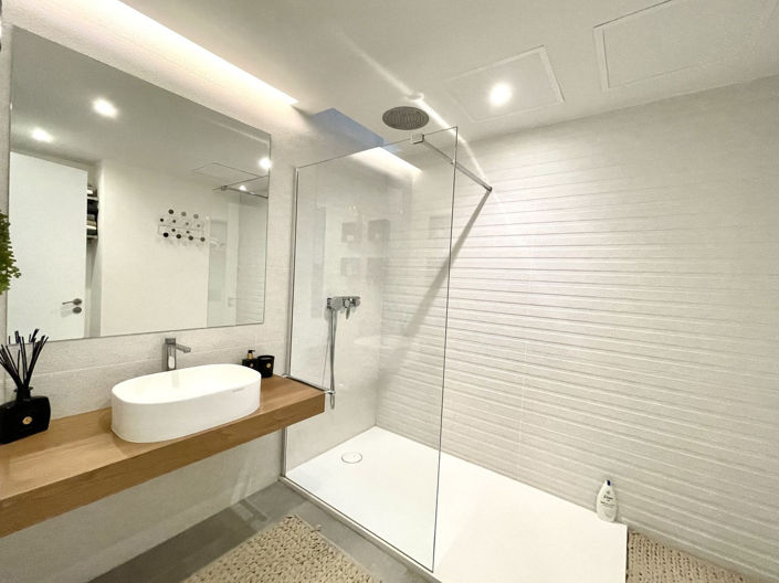 Image No.36-3 Bed Property for sale