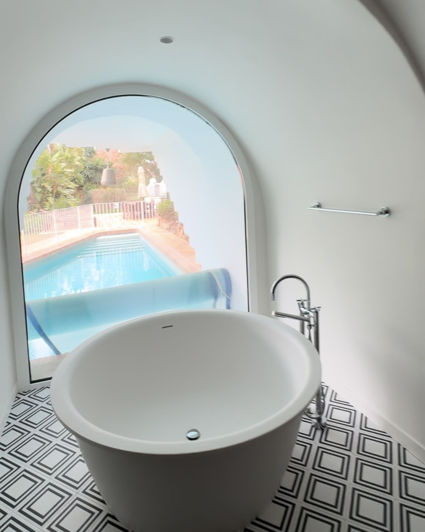 Image No.33-5 Bed Property for sale