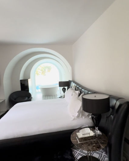 Image No.4-5 Bed Property for sale