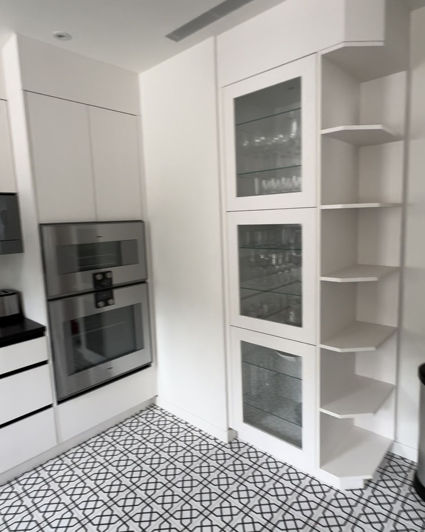 Image No.7-5 Bed Property for sale