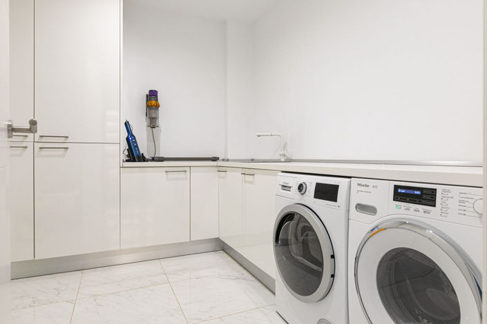 Image No.38-4 Bed Property for sale