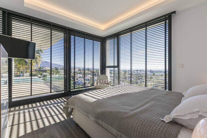 Image No.46-4 Bed Property for sale