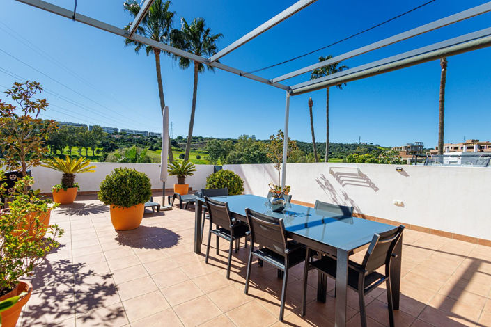 Image No.14-3 Bed Property for sale