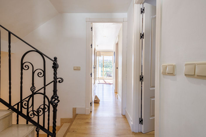 Image No.32-3 Bed Property for sale