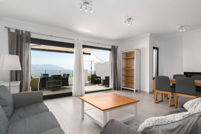 Image No.20-4 Bed Property for sale