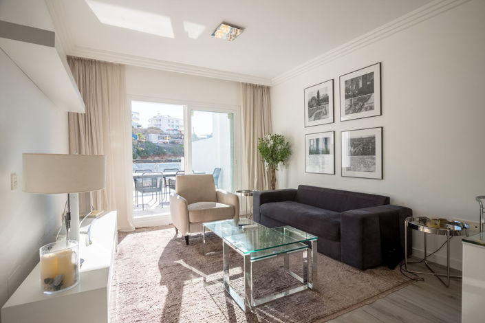 Image No.13-2 Bed Property for sale