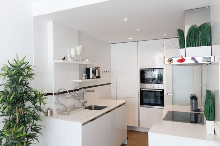 Image No.18-2 Bed Property for sale